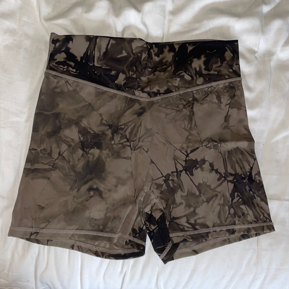 Vitality cloud shorts